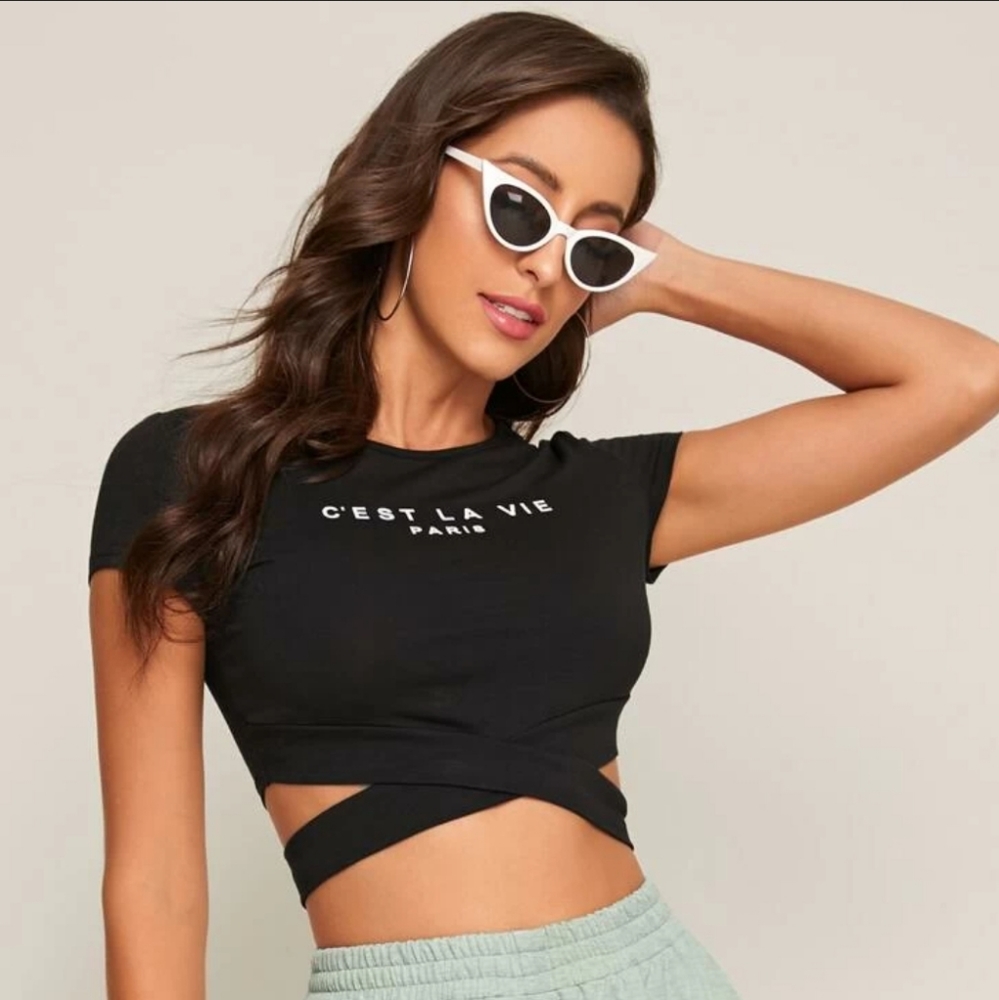 C'est le vie crop top